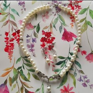 New Beautiful white pearl and silver jewelry set